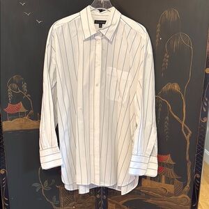 Banana Republic- White Striped Women’s Shirt Size XL